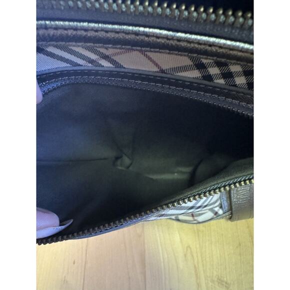 Burberry Nova Check Silver Trimmed Shoulder Bag Purse EUC Rare - Picture 8 of 8